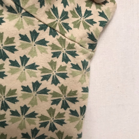 Fossil Women’s Short Sleeve V Neck Top Size L - Picture 7 of 7